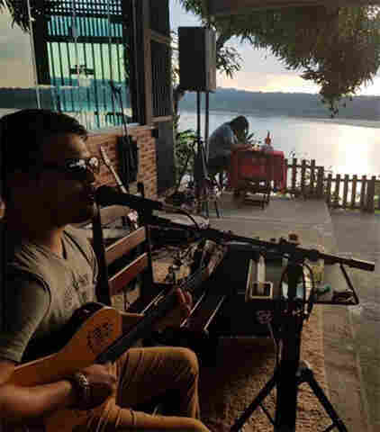 Fim de semana tem Carlinhos de Jesus, degustação de cerveja artesanal e música ao vivo