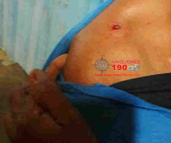 Homem é baleado dentro da igreja ao assistir culto de comemoração ao seu aniversário