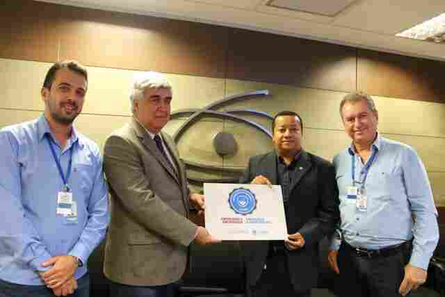 Cofen e Capes firmam convênio para mestrado profissional