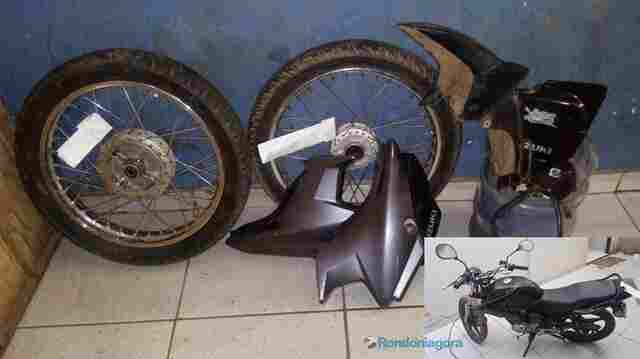 Pai flagra filho negociando peças de moto roubada e o denuncia à polícia