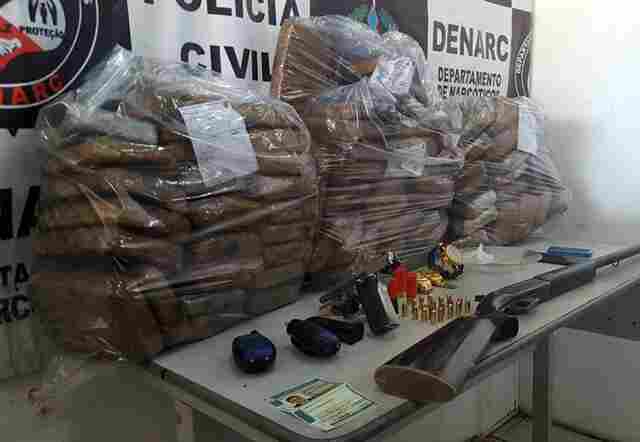 Denarc apreende 76 quilos de cocaína e prende caminhoneiro “mula”
