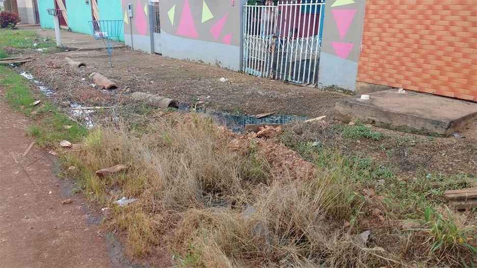 População pede segurança e saneamento no Bairro Flodoaldo Pontes Pinto