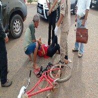 Acidente deixa uma idosa ferida e para trânsito por 45 minutos