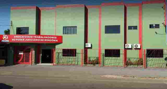 Sindicato dos Servidores do Judiciário não paga honorários e sede da entidade é penhorada