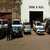 Homem é detido com várias porções de droga próximo a uma escola pública