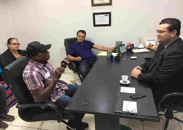 Deputado Ezequiel Júnior se reúne com presidente de associação