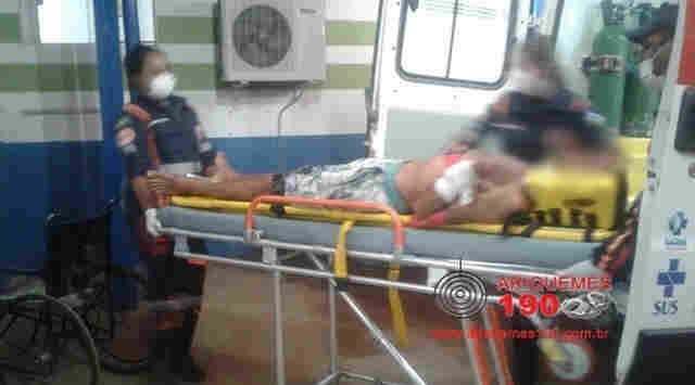 Homem é esfaqueado no meio da rua em Ariquemes