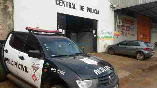 Antes de ser preso, suspeito diz que voltará para vingar-se da vítima que chamou polícia