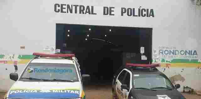 Passageiro se recusa a pagar corrida de mototáxi e vai preso após xingar policiais