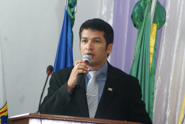 Resultado de imagem para C&acirc;mara de Vereadores de Guajar&aacute; Mirim