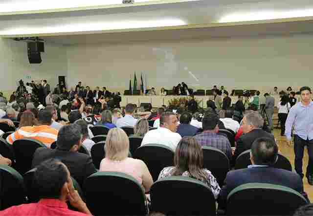 Confira ao vivo a posse dos vereadores e prefeito de Porto Velho