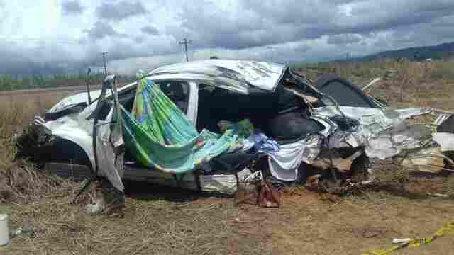 Colisão entre caminhão e carro deixa mulher gravemente ferida