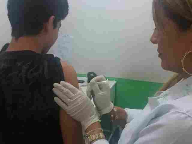 Prefeitura de Ji-Paraná inicia vacinação de meninos contra o HPV