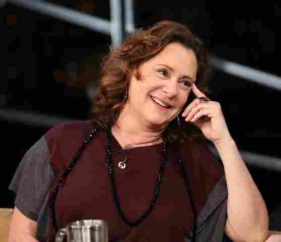 Atriz Elizabeth Savala apresenta peça teatral em Porto Velho em abril