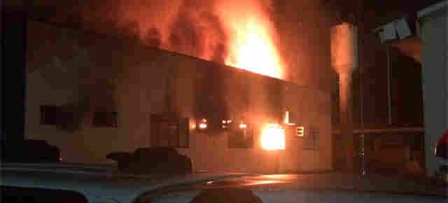 Vídeo: Policlínica da Capital é destruída após explosão de botija de gás