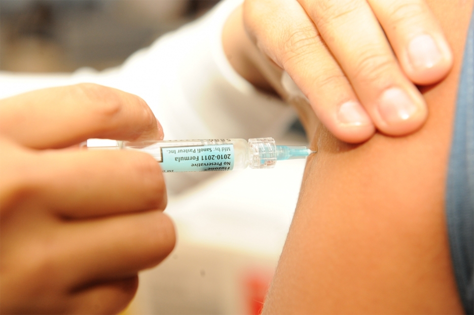 Todos os municípios de Rondônia já receberam as vacinas contra o HPV para meninos, diz Agevisa