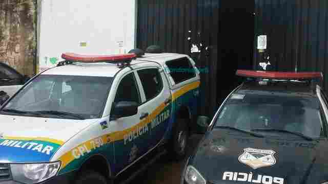 Mulher é agredida a pauladas após negar dinheiro para ex-marido comprar droga