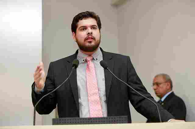 Jean Oliveira cobra do DER recuperação da Linha 47,5 e da estrada de Izidolândia