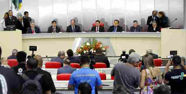Nova mesa diretora da Assembleia Legislativa é empossada