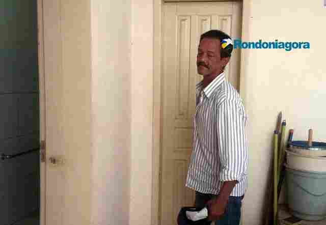 Acusado de incendiar a mulher é preso pela Polícia Civil em Porto Velho; homem diz que casal bebia álcool puro