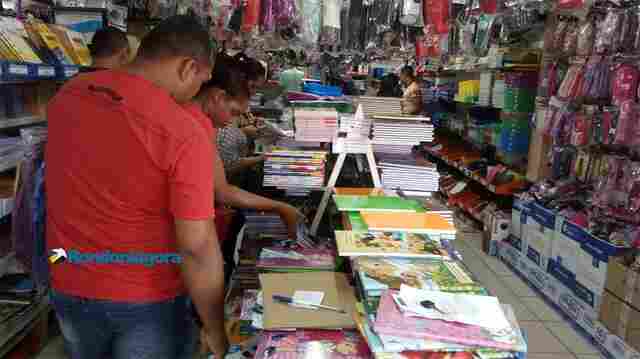 Procura por material escolar aumenta na véspera da volta às aulas