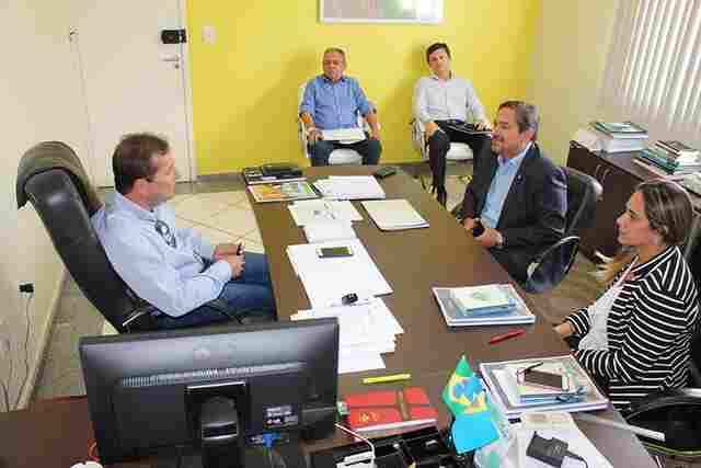 Presidente do Sistema Fecomércio é recebido em audiência pelo prefeito Hildon Chaves