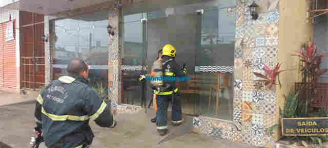 Vídeo: Princípio de incêndio é registrado em pizzaria na Avenida Calama em Porto Velho