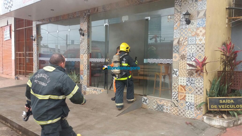 Vídeo: Princípio de incêndio é registrado em pizzaria na Avenida Calama em Porto Velho