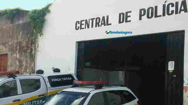 Foragido é flagrado com arma e diz que achou enquanto colhia frutas na capital