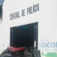 Homem é detido por manter a esposa em cárcere privado na Zona Sul