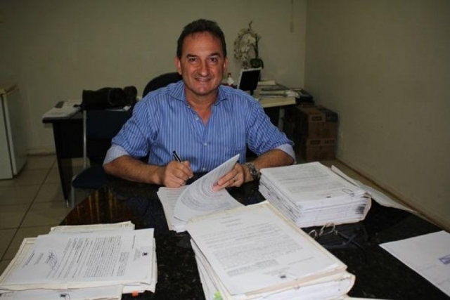 Gestão do prefeito de prefeito de Rolim de Moura está quebrando instituto de previdência; dívidas somam R$ 12 milhões
