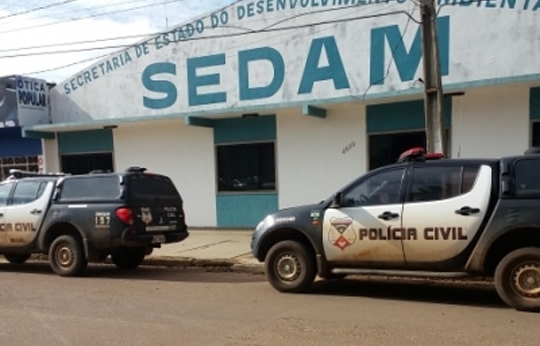 Polícia civil cumpre mandado de busca e apreensão na Sedam em Vilhena