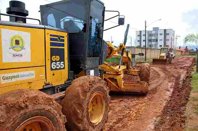 Prefeitura mantém forte  ritmo de trabalho nos bairros