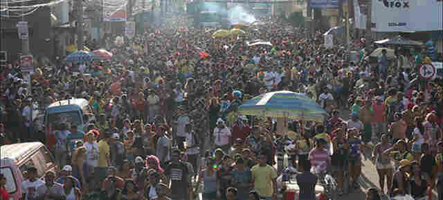 Tudo pronto para o desfile da Banda neste sábado; relembre como foi no ano passado