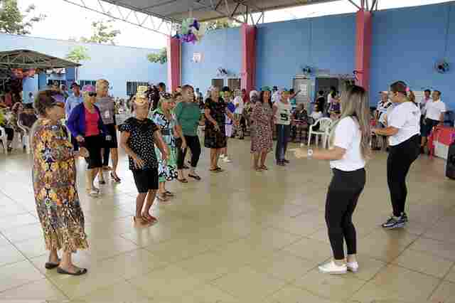 Assistência social integrada a esporte inclui terceira idade