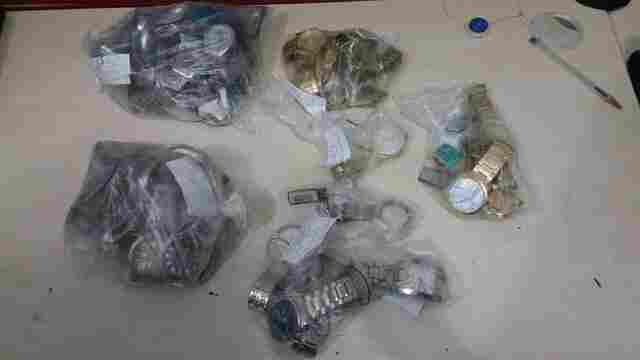 Jovem é preso vendendo relógios furtados em Porto Velho