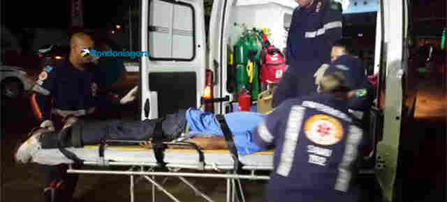 Jovem é atingido por tiro em bar da Zona Leste da capital; vídeo