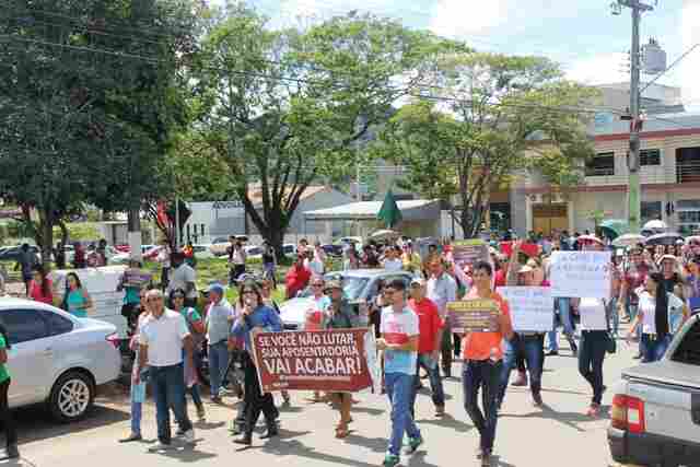 Em Ouro Preto, protesto contra a reforma da Previdência mobiliza servidores e entidades rurais