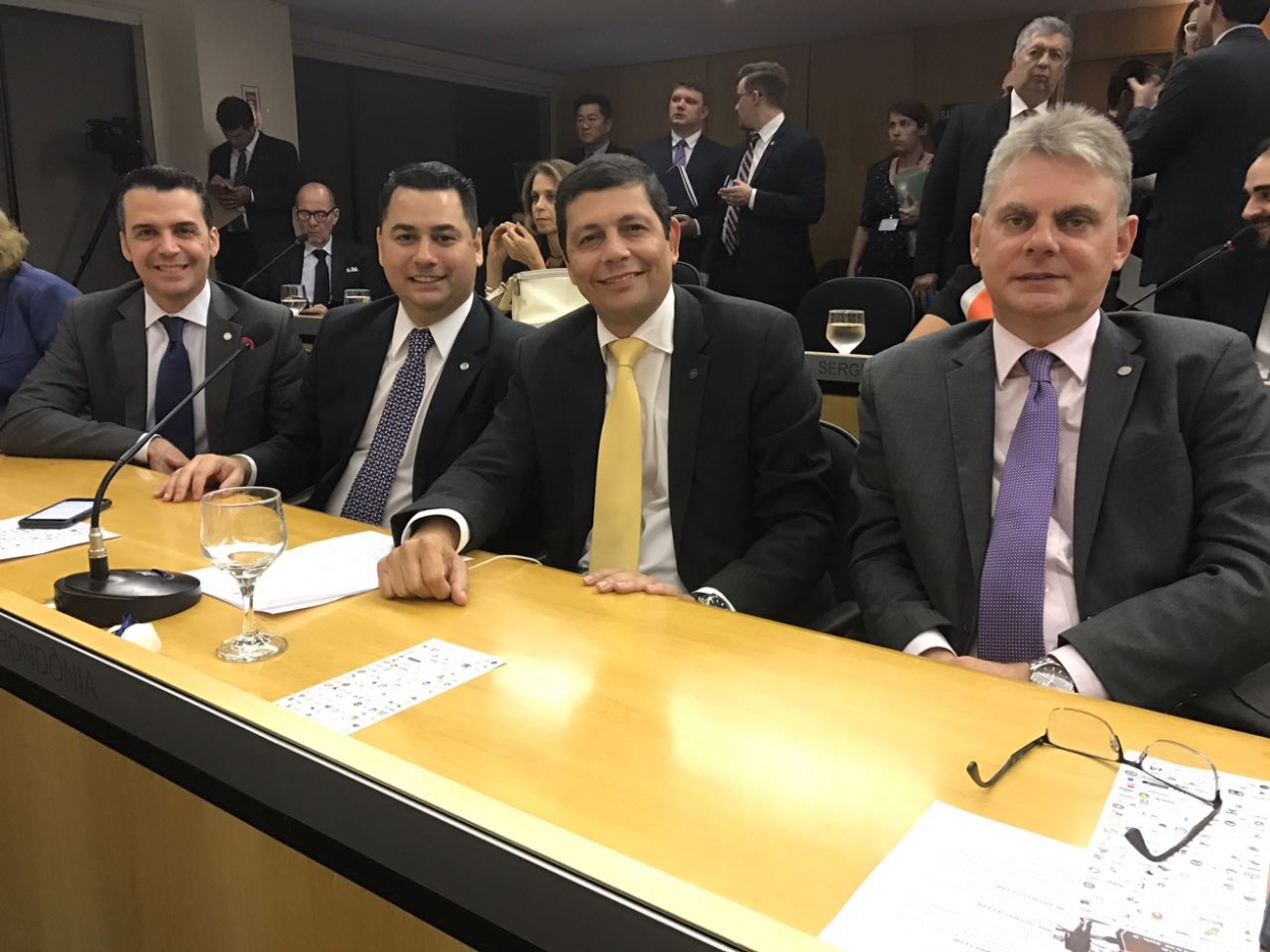 Para presidente da OAB, reforma da Previdência é “retrocesso inadmissível”; conselheiros federais de Rondônia participam de ato