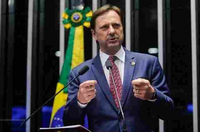 Acir é vice-presidente da Comissão de Infraestrutura do Senado