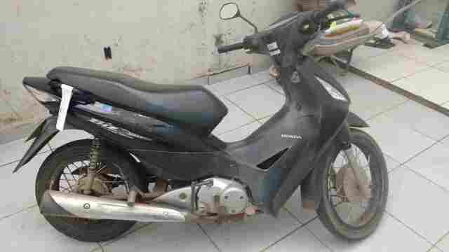 Quatro são presos por roubo de veículo na Zona Sul da capital