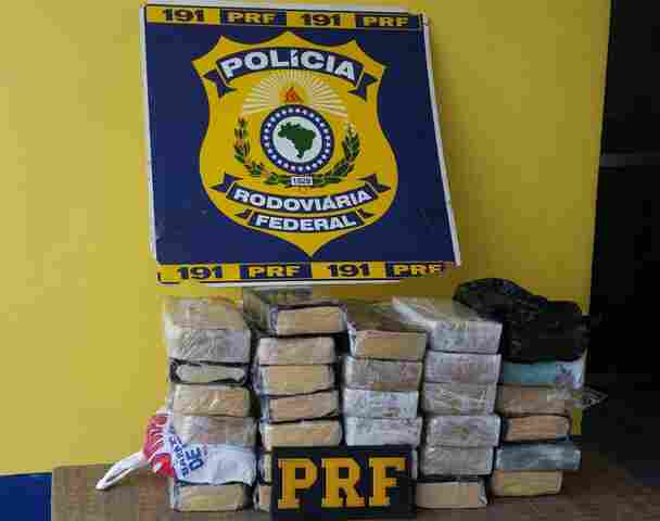 PRF registra 11 acidentes, uma morte e apreende mais de 30 Kg de droga no fim de semana