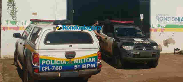 Jovem invade residência e furta relógios e aparelhos celulares na Zona Sul da capital