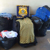 Mais de 500 unidades de vestuários sem nota fiscal foram apreendidas pela PRF