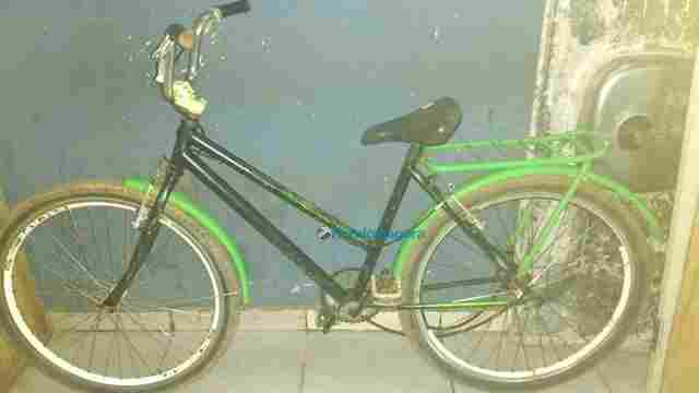 Menor usa canivete para ameaçar e roubar celular da vítima