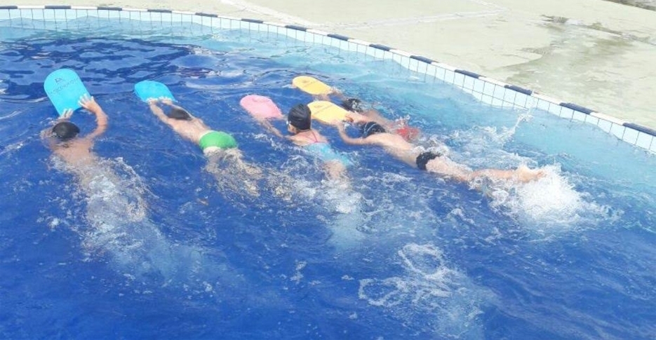 Escola de natação da prefeitura de Ji-Paraná oferece mais 30 vagas