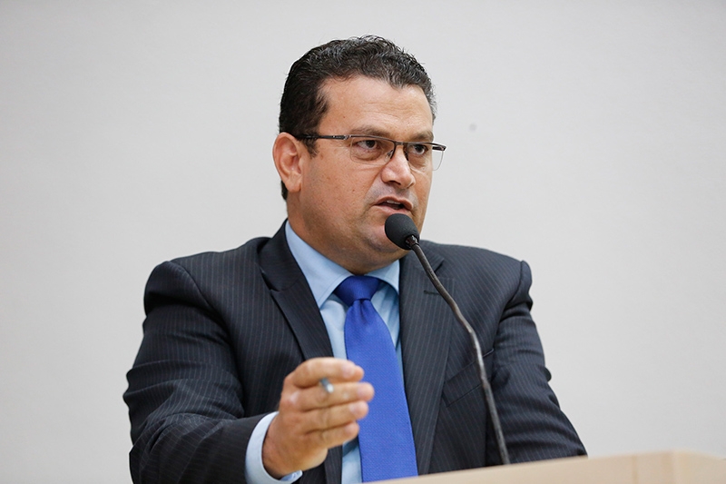 Deputado Ezequiel Junior leva escola do legislativo à quatro municípios da grande Ariquemes