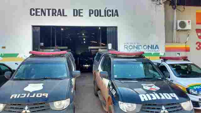 Idoso ameaça vizinha com terçado e é conduzido à Central de Flagrantes