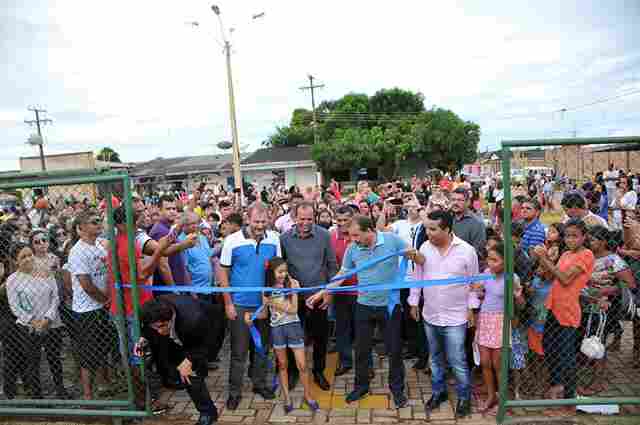 Centro de Artes e Esportes Unificados é entregue com festa na Zona Leste