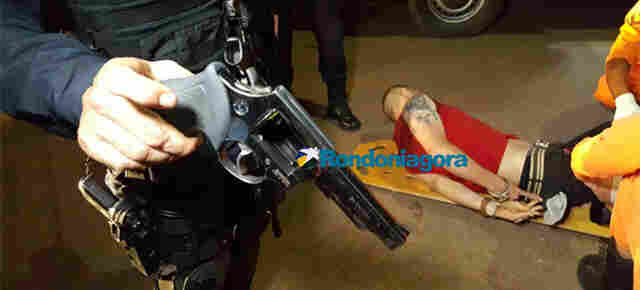 Bandido sequestra casal que namorava perto do aeroporto, mas é preso após trocar tiros com a PM